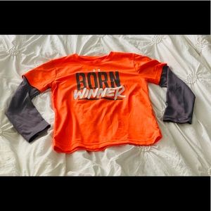 Under Armor boys size 7 orange gray athletic shirt